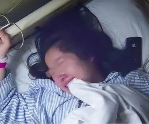 Sản phụ 26 tuổi tuvong sau vài ngày sinh con, qua thăm khám phát hiện dị vật bác sĩ bỏ quên trong bụng