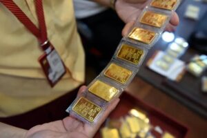 Giá vàng hôm nay 22/6: Tăng vọt
