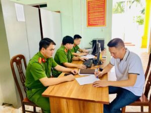 Xác minh giao dịch 70 triệu đồng vào tài khoản 55112xxxxx Techcombank: Công an mời một người đàn ông lên làm việc